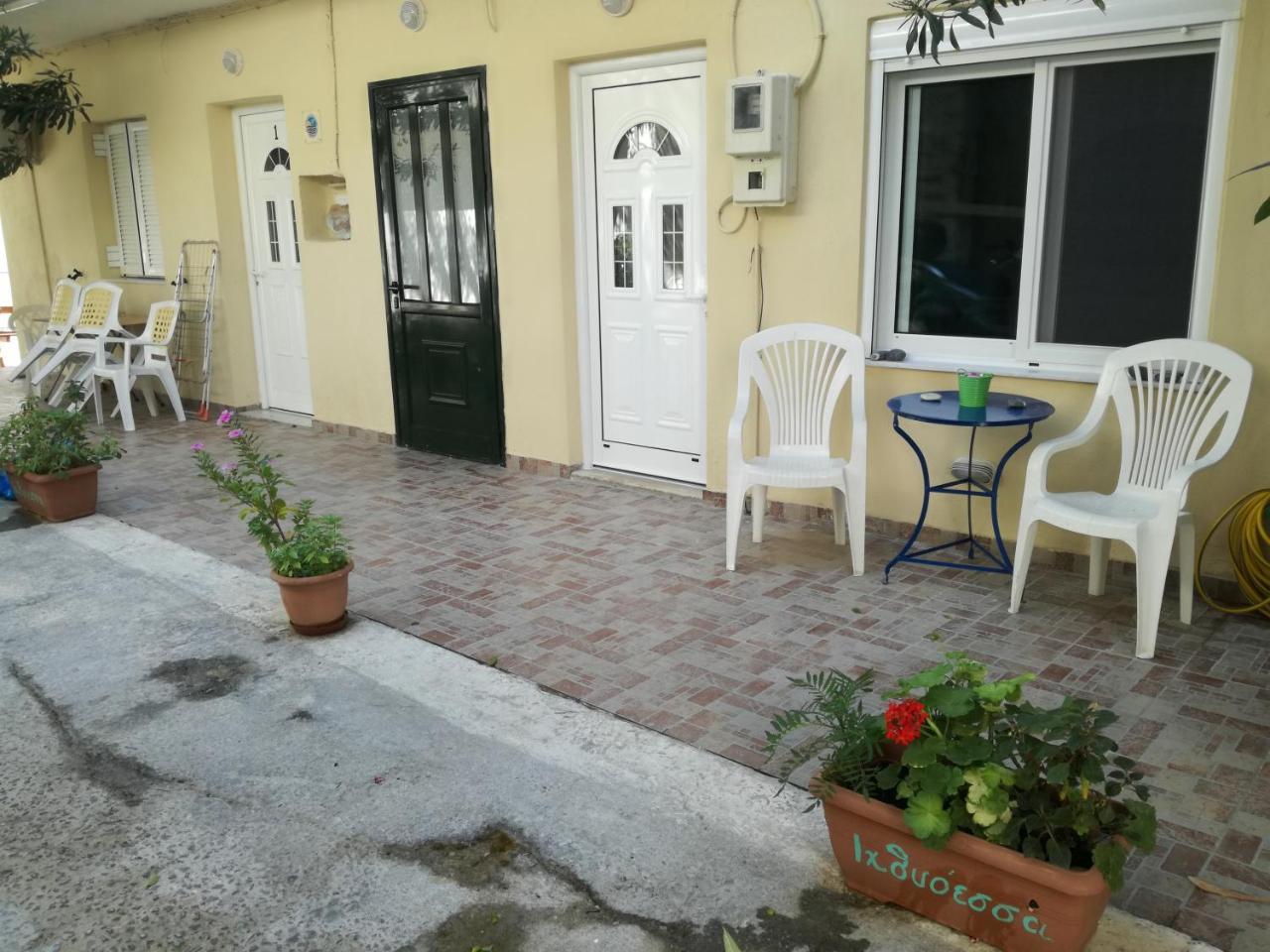 Icthyoessa Apartamento Ágios Kírykos Exterior foto